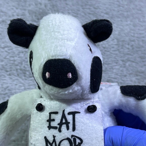 Chick fil A Cow Plush Toy Eat Mor Chikin Stuffed Animal 2002 Collectible - Picture 6 of 7